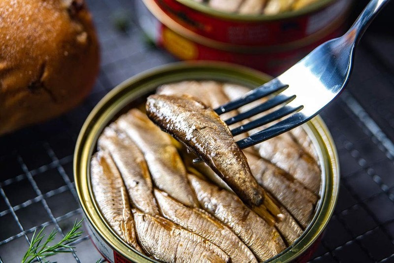MW Polar Brisling Sardines, Smoked In Olive Oil, 4.23 Ounce (Pack of 12) gallery