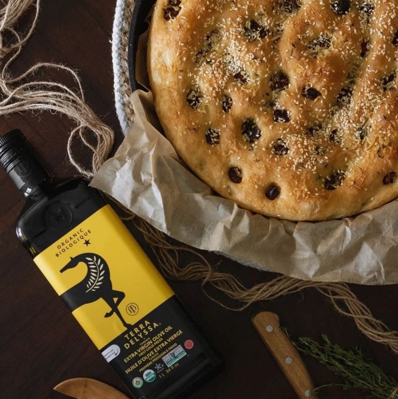 New Terra Delyssa Organic High Quality Extra Virgin Olive Oil - 1L (Pack of 2) gallery