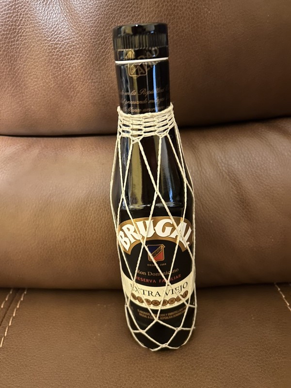 Brugal Extra Viajo Rum, 350 ml Full Bottle gallery