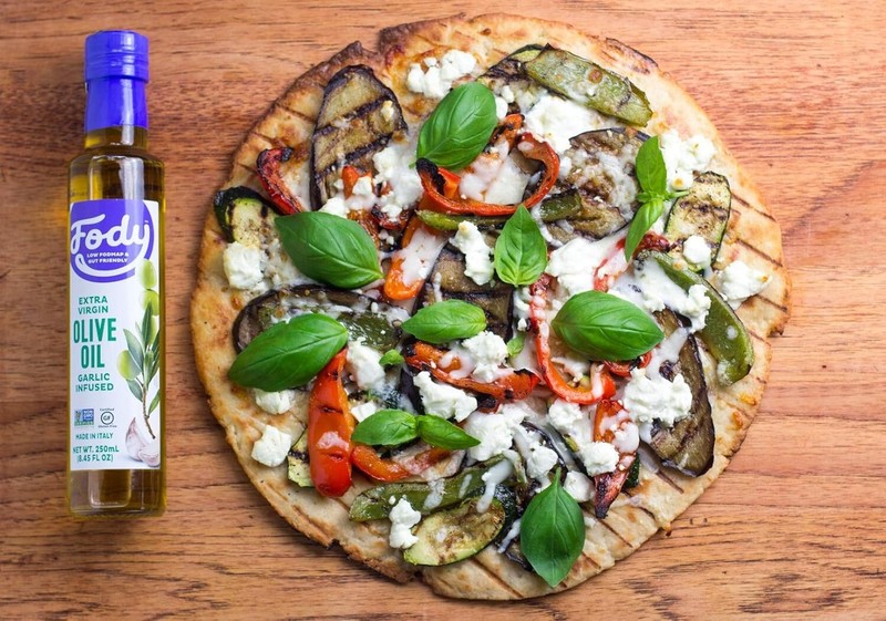Fody Food Co Extra Virgin Olive Oil Garlic Infused 250 Ml (pack of 1) gallery