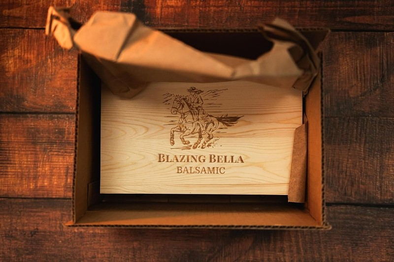 Blazing Bella Chef's Set of Olive Oil and Balsamic Vinegar - Sampler Giftbox gallery