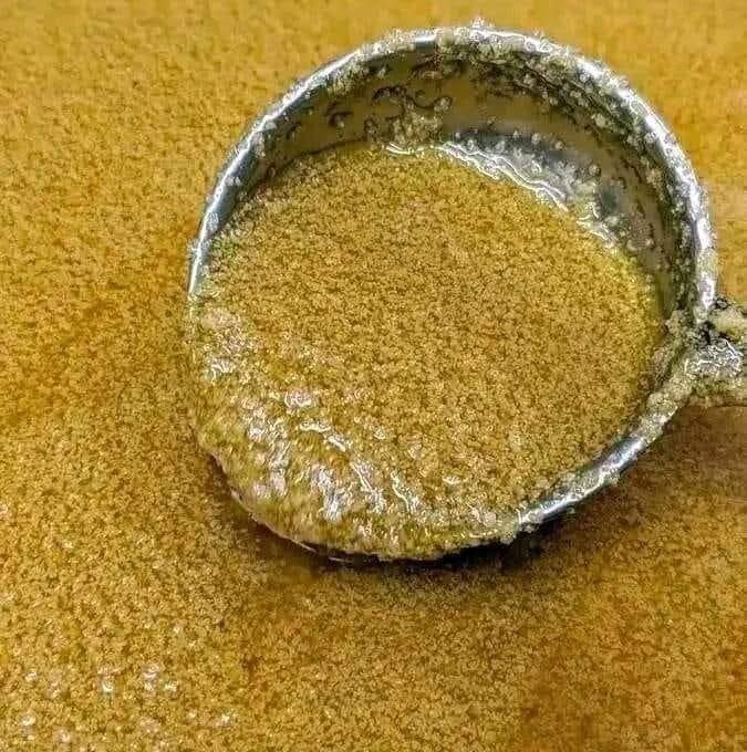 Pure Desi Gawa Ghee 950g (2.09 lb)–Export Quality | Traditional Clarified Butter gallery