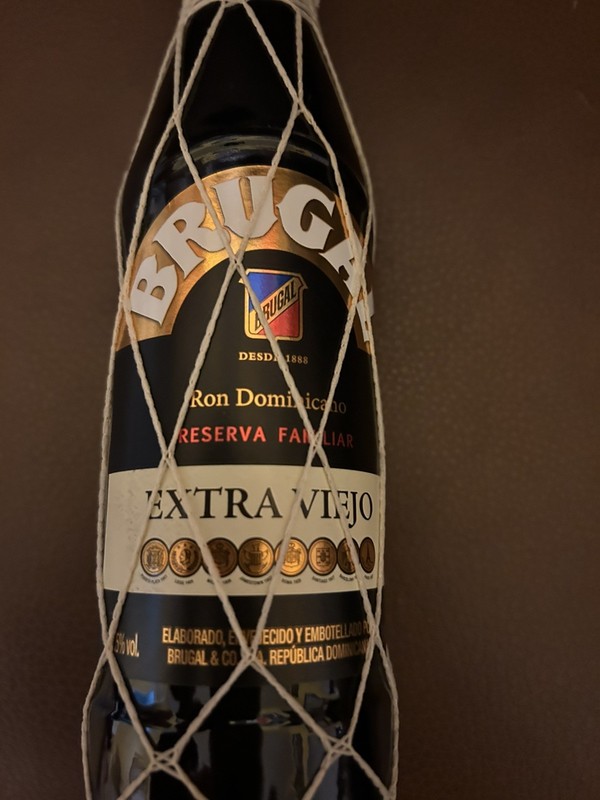 Brugal Extra Viajo Rum, 350 ml Full Bottle gallery