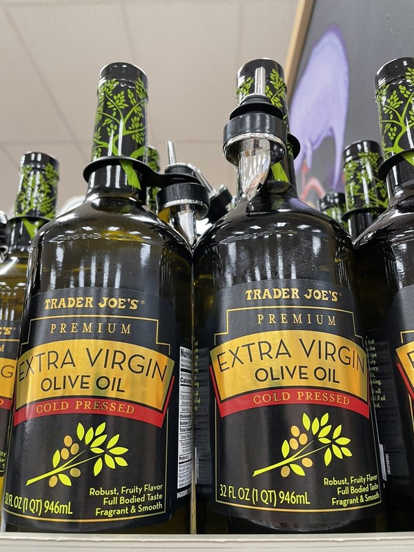 Trader Joe’s Premium Extra Virgin Olive Oil Cold Pressed 32 FL OZ