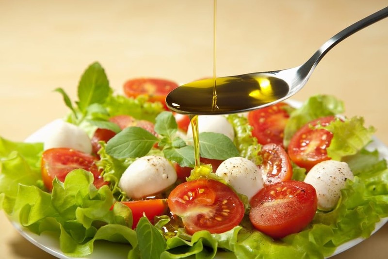 Extra Virgin Olive Oil | Cold Extraction | Product of Spain | Gold Award Winn... gallery