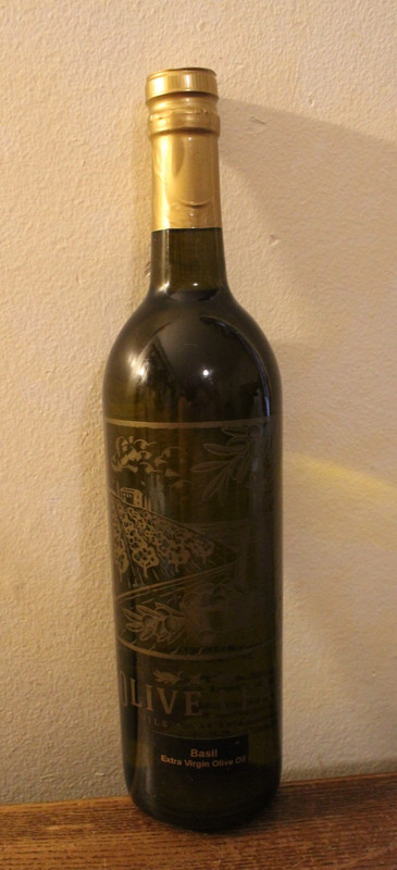 750 ML 32 OZ Bottle of Olive Leaf Oil & Vinegars Basil Extra Virgin Olive Oil