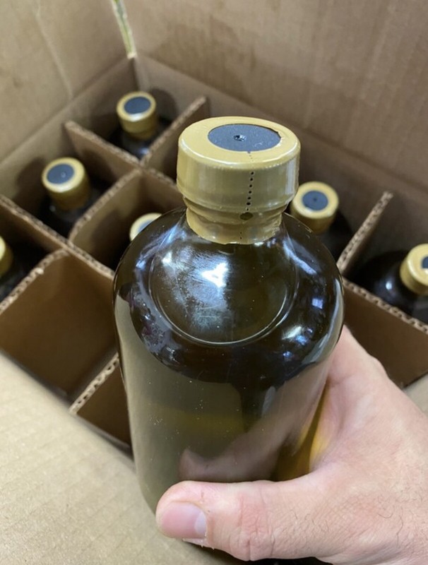 Unfiltered Sicilian Extra Virgin Olive Oil. First Cold Press. Sicily gallery