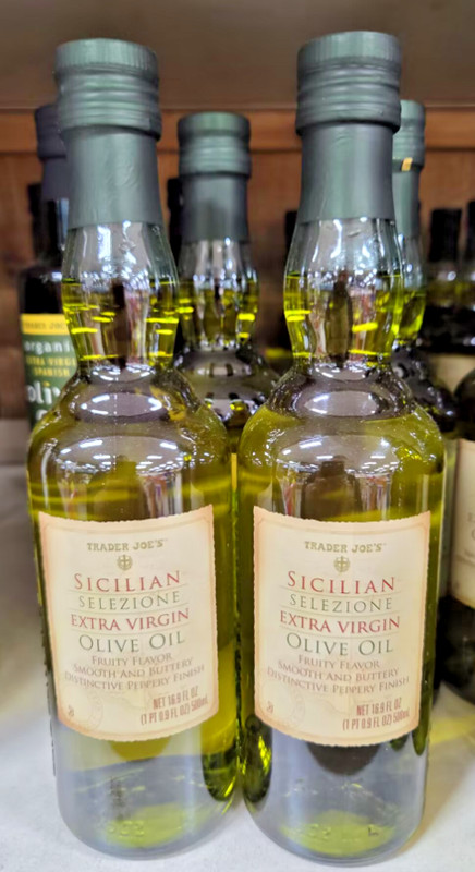 Trader Joe’s Sicilian Selezione Extra Virgin Olive Oil 16.9fl 500ml (2 Bottles)