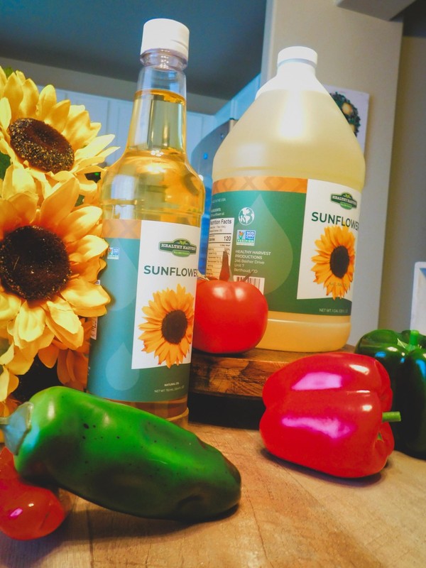 Healthy Harvest Non-GMO Sunflower Oil - Healthy Cooking Oil for Cooking, Baking, gallery