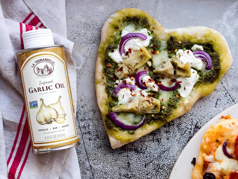 Garlic Oil, High Oleic Oil for Cooking, 8.45 Fl Oz gallery