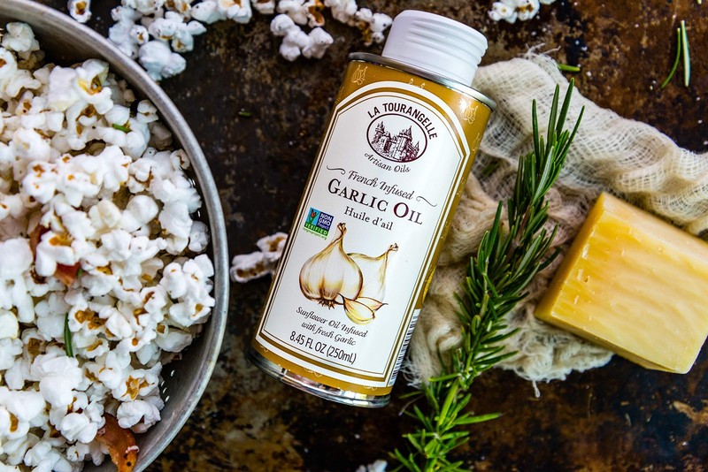 La Tourangelle, Garlic Infused Sunflower Oil, High Oleic Oil for Cooking Pastas, gallery