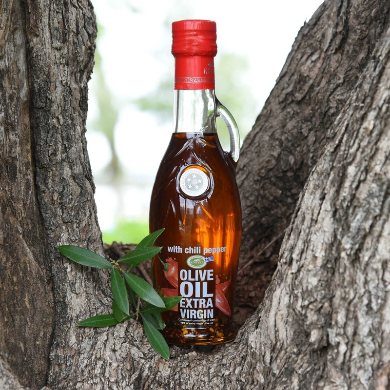 KORVEL Greek EV Olive Oil with Chili Pepper, Amphora 8.45 fl oz gallery
