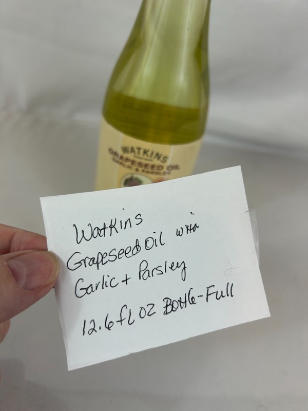 Watkins Grapeseed Oil Natural Flavors with Garlic & Parsley Bottle 12.6 Fl oz gallery