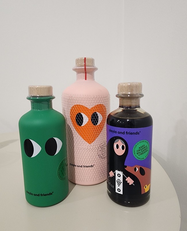 Extra Virgin Olive Oil (Cold Pressed)/healthy food/YIAYIA AND FRIENDS/Christmas gallery