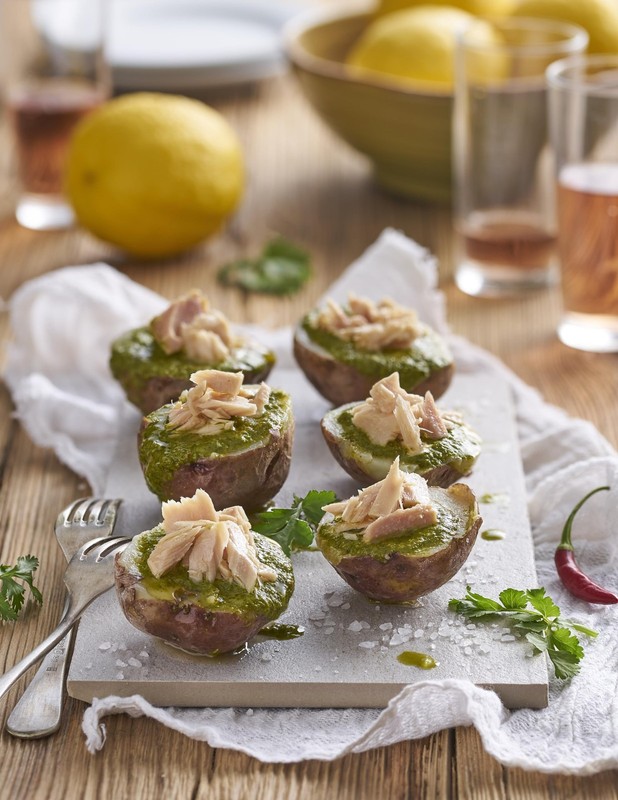 Ortiz Tuna in Olive Oil, Kosher 3.95oz Oval Tin, Bulk Pack of 6 | Superior Ca... gallery
