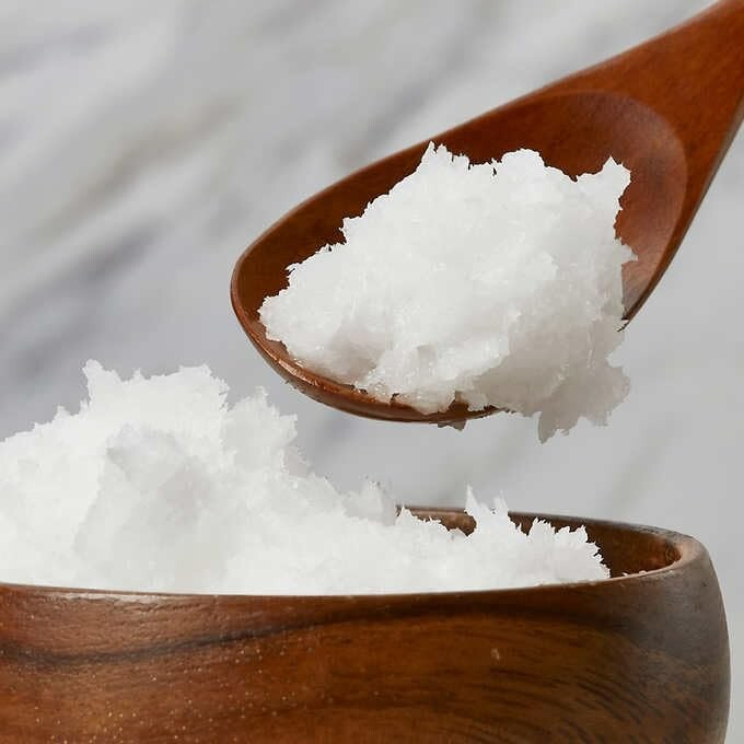 Kirkland 100% USDA Organic Coconut Oil Virgin Cold Pressed Unrefined, 84 FL OZ gallery
