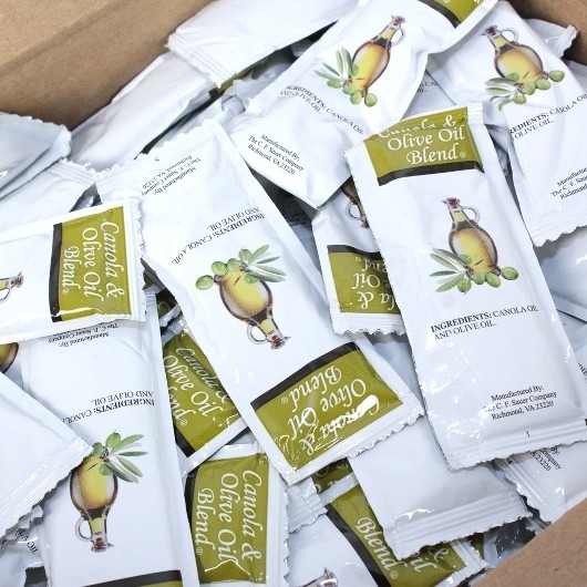 Saucer Canola and Olive Oil Blend, 9 Gram, 200 Per Case