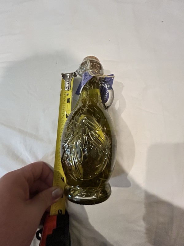 Ionis Extra Virgin Olive Oil With Rosemary In Decorative Bottle gallery
